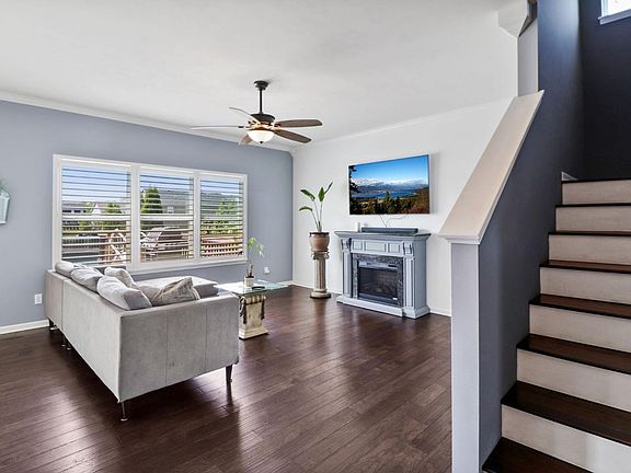 5th image of 8812 Mallard Ln