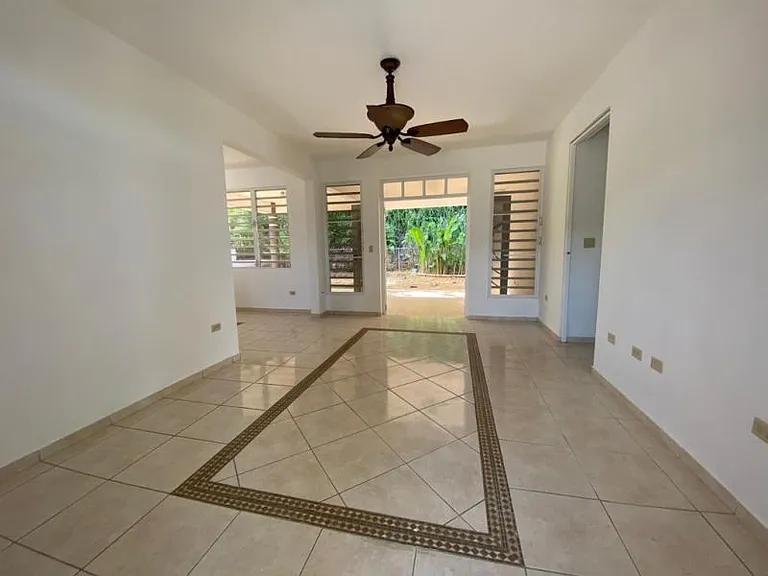 247 Villa Tuli Miradero Gdns — Photo 5