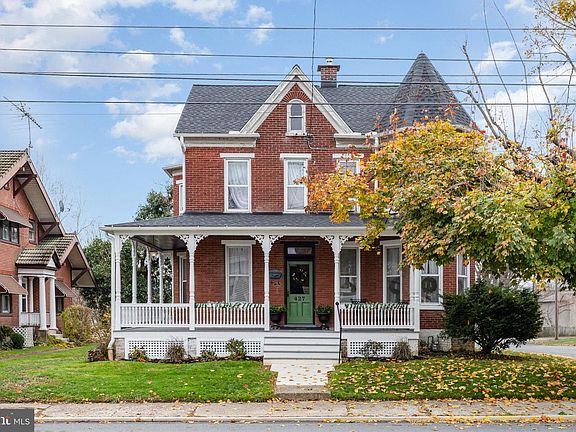 2nd image of 427 Hellam St