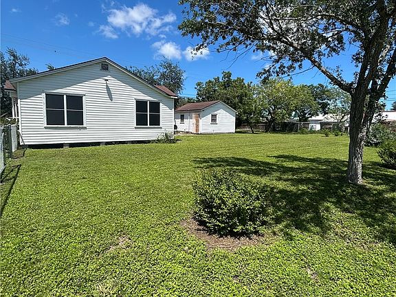 4th image of 4902 Hakel Dr