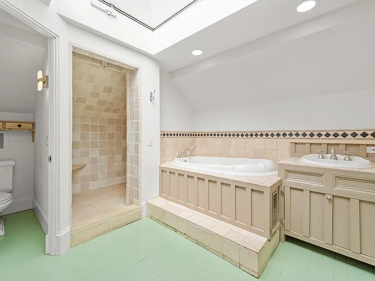 1533 Allyn Ave — Photo 15
