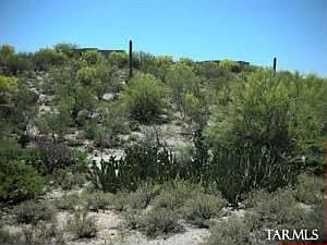 3rd image of 4852 N Avenida De Castilla