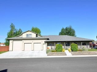 351 Piper St, Richland, WA 99352