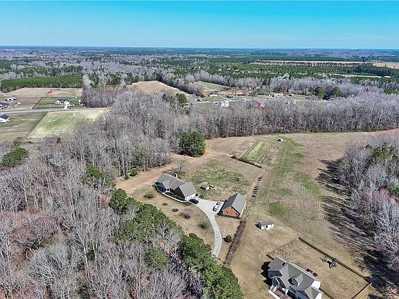 3rd image of 650 N Liberty Spring Rd