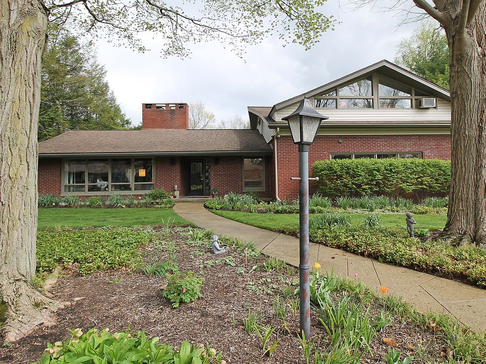 1st image of 662 Marburn Dr