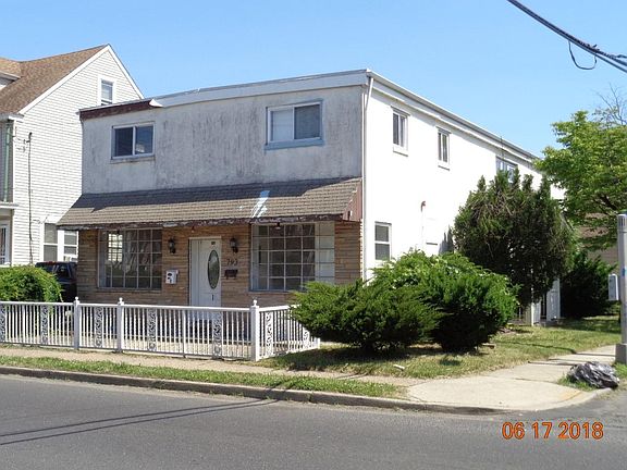 2nd image of 793 Lalor St