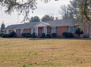 1994 Craigmont Blvd, Clarksville, TN 37043
