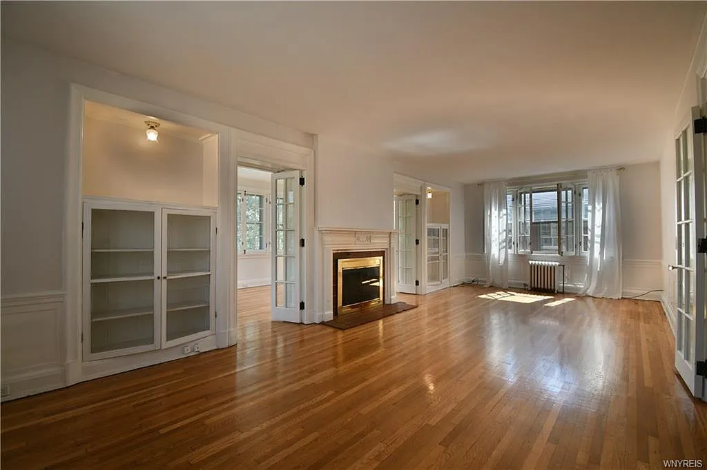 2 bed, 1200 sqft, $1,950 — Photo 2