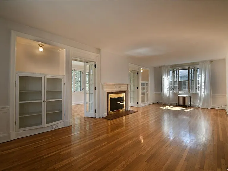 116 Linwood Ave — Photo 2