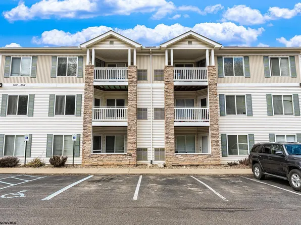 3104 University Commons Dr, Morgantown, WV 26505