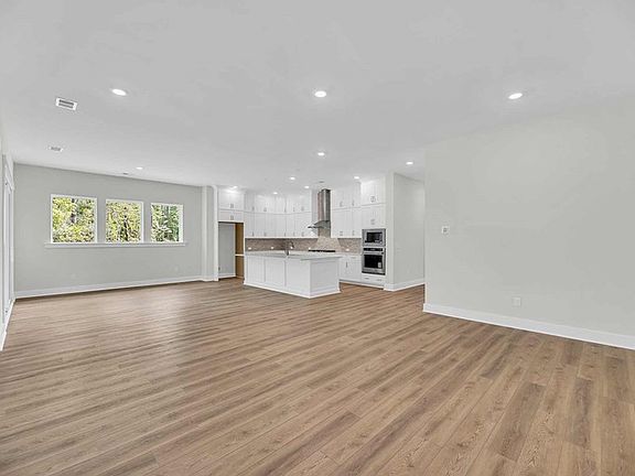 The Honeysuckle - Kitchen