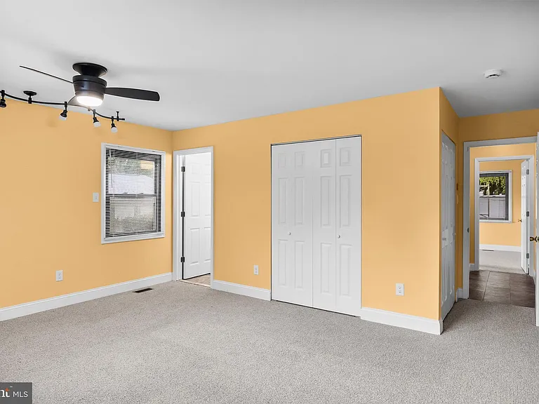 10 Traynor Ln — Photo 15