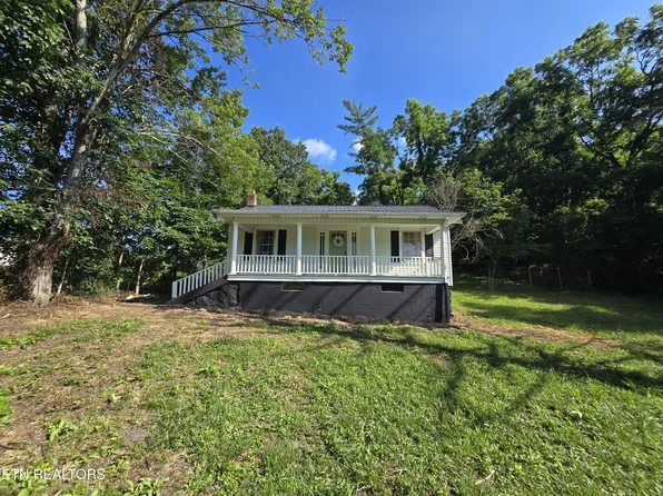 204 School House Ridge Rd, Dryden, VA 24243