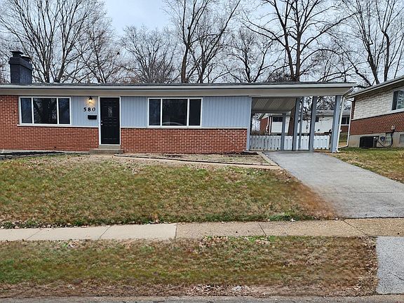 2nd image of 580 Pimlico Dr