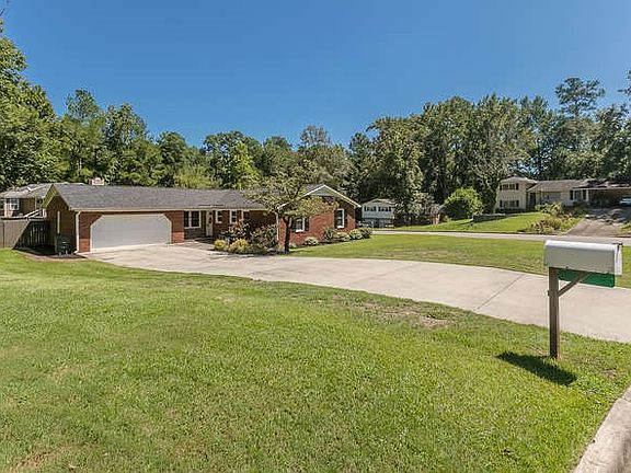 3rd image of 1428 Brookgreen Dr