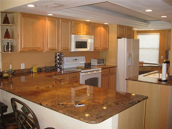 5th image of 20 Whispering Sands Dr APT 203