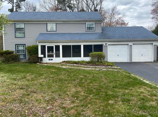 13 Salem Ln, Jackson, NJ 08527