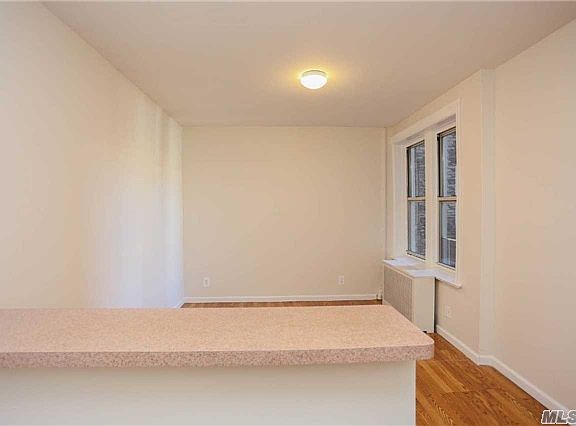 4th image of 3458 90th St