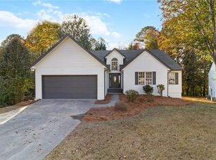 5390 Regency Lake Ct, Sugar Hill, GA 30518