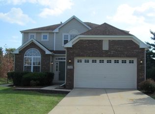 2720 McDuffee Cir, North Aurora, IL 60542