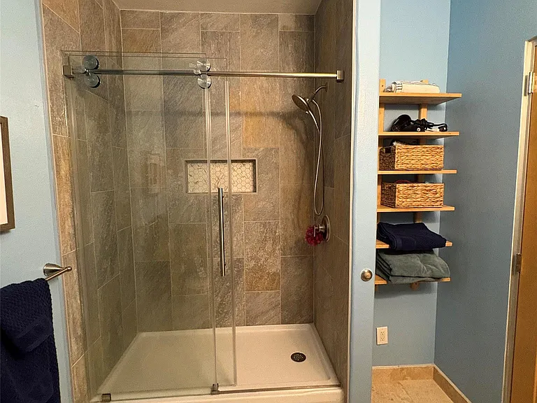 9420 Seawall Blvd #605 — Photo 11