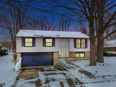 2711 Winter Dr, Troy, MI, 48083