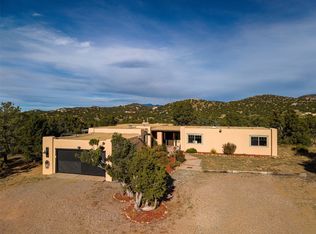 10 Camino Oriente, Santa Fe, NM 87508