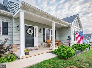 125 Lindsey Ln, Elizabethtown, PA 17022