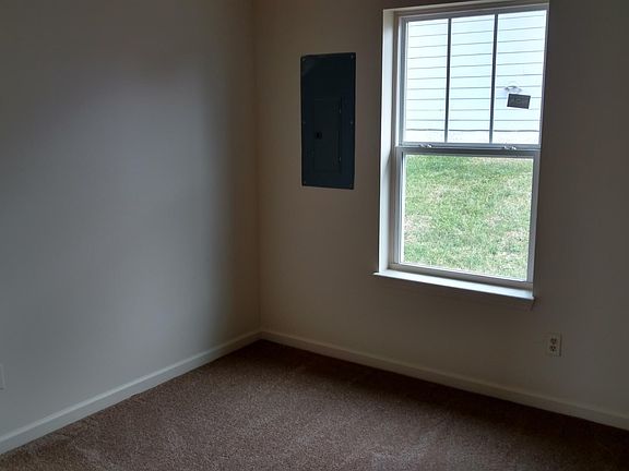5th image of 3173 Lauren Evelyn Way