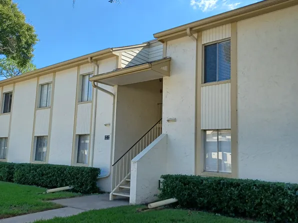 114 Palmetto Ct, Oldsmar, FL 34677
