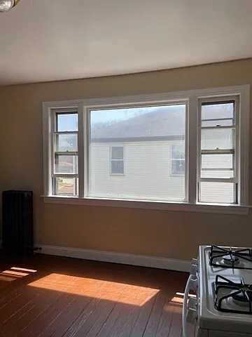 5 Bliss St — Photo 8