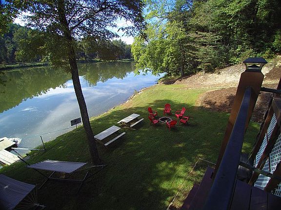 Dock, hammocks & fire pit