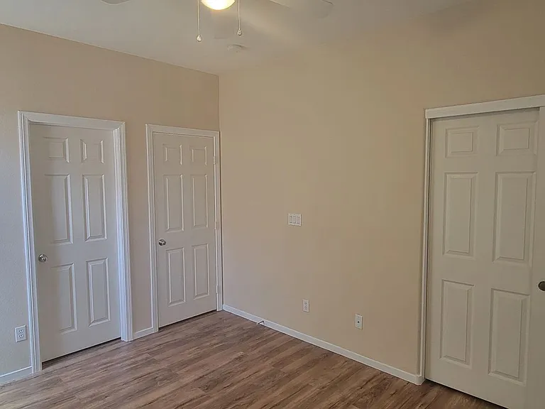 3833 Bowers Hollow Ave — Photo 24