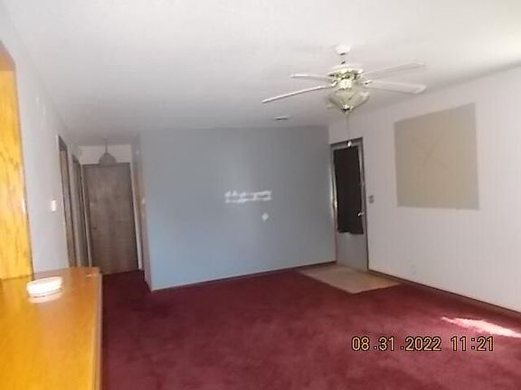 4th image of B 824th Ave