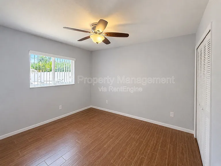 1309 SE 37th Ter — Photo 16