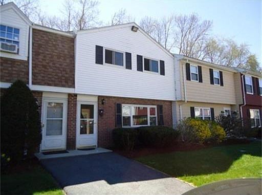 1st image of 17 Orchard Ave #J