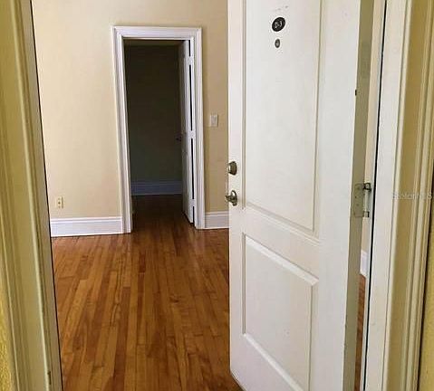 4th image of 2117 W Dekle Ave #D-3
