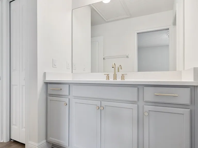 2806 Sanders Dr — Photo 25