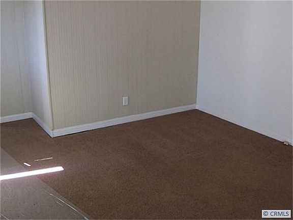 4th image of 4832 Canehill Ave