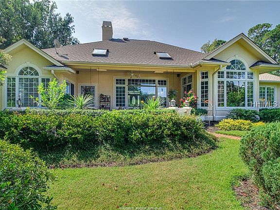 2nd image of 530 Colonial Dr