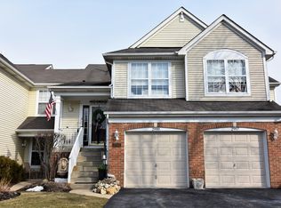 2999 Waters Edge Cir, Aurora, IL 60504