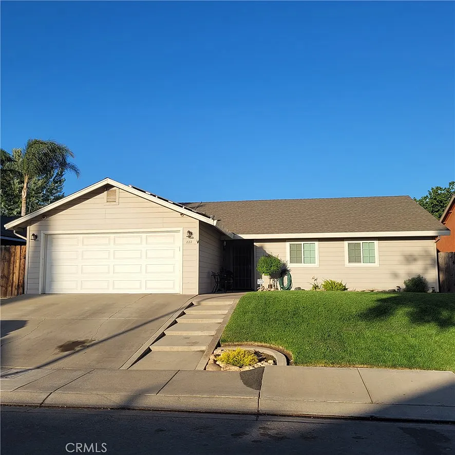 822 Madeline Ct photo 1