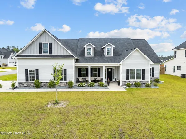 405 N Ardsley Lane, Rocky Point, NC 28457
