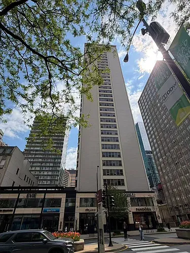 535 N Michigan Ave Photo 1