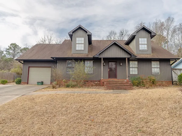 2115 W Loren Cir, Fayetteville, AR 72701