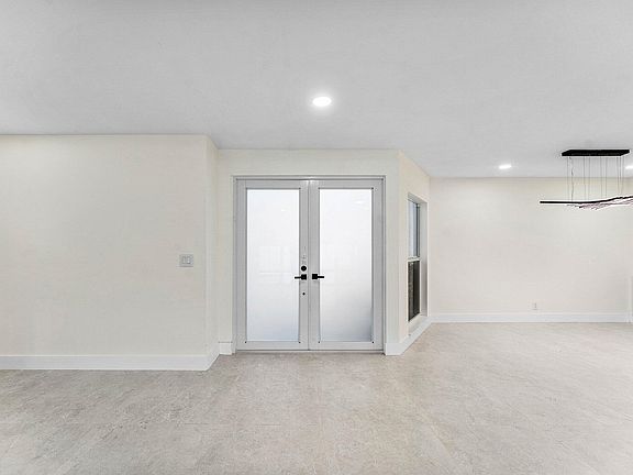 5th image of 1380 SW 1st Street