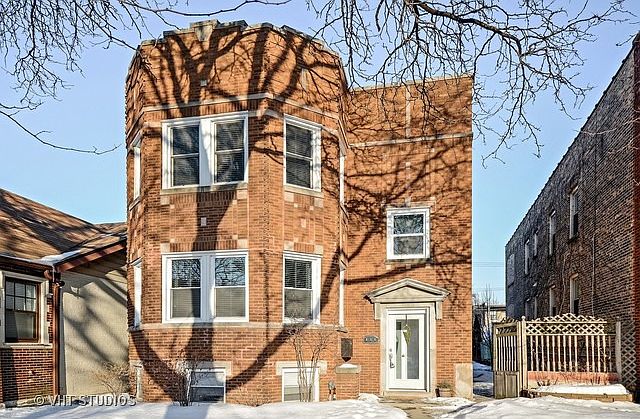 1st image of 6443 N Maplewood Ave