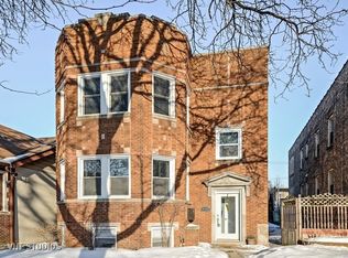6443 N Maplewood Ave, Chicago, IL 60645