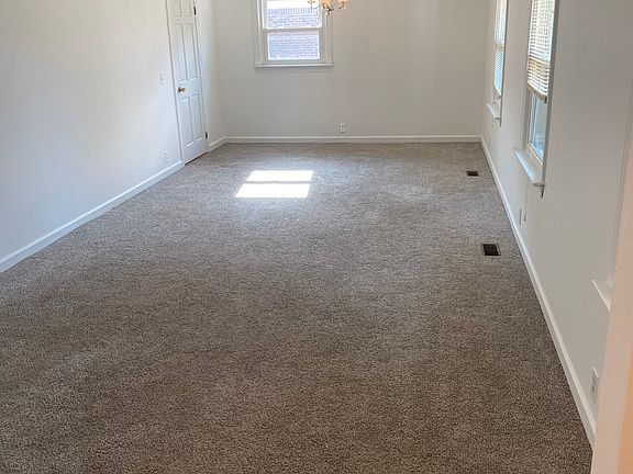 4th image of 805 Gardner St