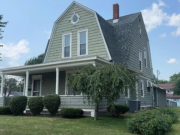 2nd image of 203 E Wiley St